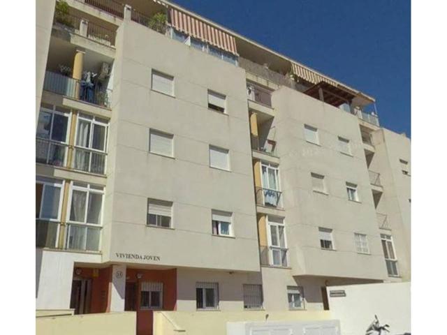 Piso en venta en Casco Urbano photo 0