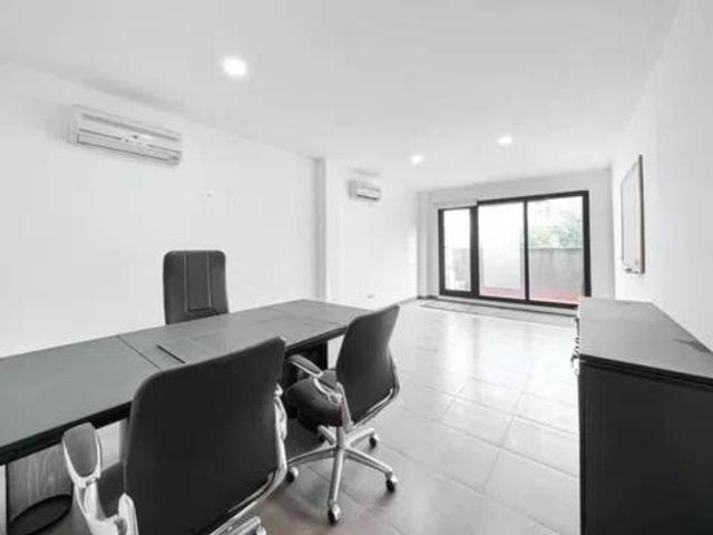 Oficina En alquiler en Palma De Mallorca photo 0