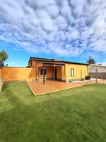 Casa reformada en una sola planta con encanto photo 0