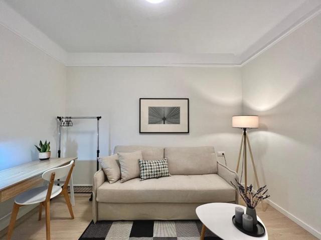 Piso En alquiler en Embajadores photo 0