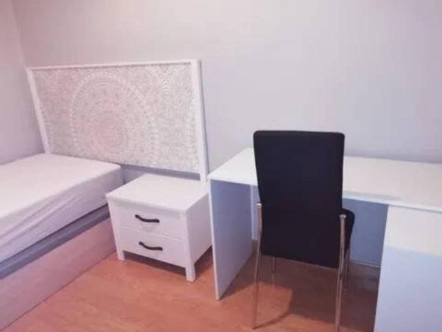 HABITACIÓN PARA ESTUDIANTE HASTA FIN DE CURSO photo 0
