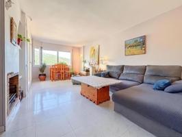 Vive el equilibrio perfecto entre la naturaleza, la comodidad y la vida urbana en nuestra casa en Teiá. ¡Tu hogar ideal te espera! photo 0