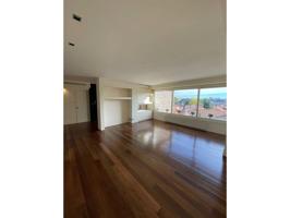 Espectacular dúplex exterior en zona residencial de Madrid con dos plazas de garaje y trastero. photo 0