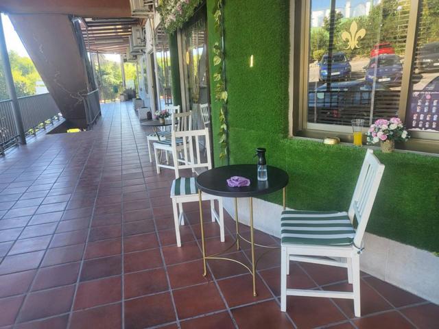 Traspaso Cafetería pastelería en Soto de la Moraleja photo 0