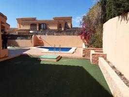 Casa pareada en venta en Beal photo 0