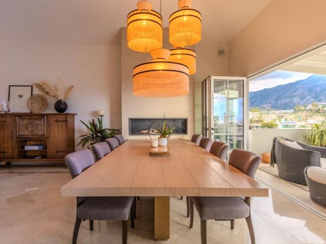 Villa En venta en Marbella photo 0