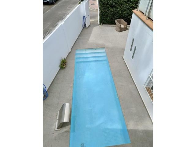 Villa En venta en Marbella photo 0