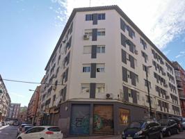 Piso en venta en San José(50007) photo 0