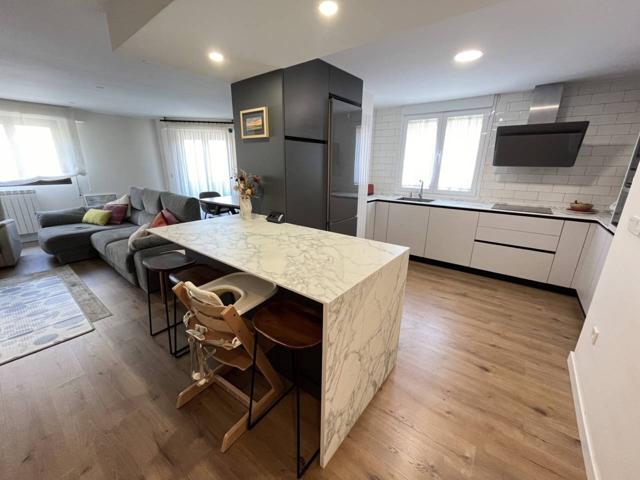 Piso en venta en San José(50008) photo 0