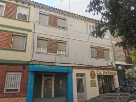 Piso en venta en Delicias(50017) photo 0