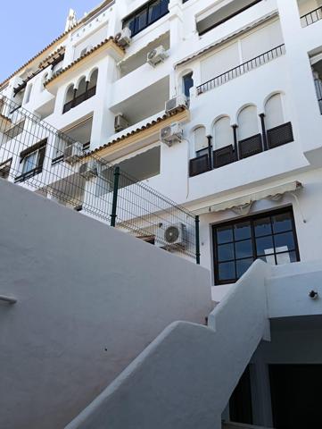 Local En venta en El Puerto de Santa María photo 0