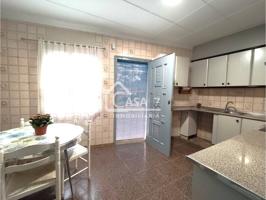 Casa independiente en venta en Petrer photo 0