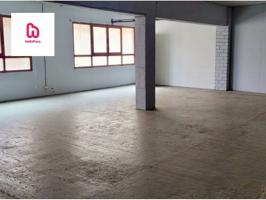 CASA CON PARKING A REFORMAR EN MANRESA photo 0