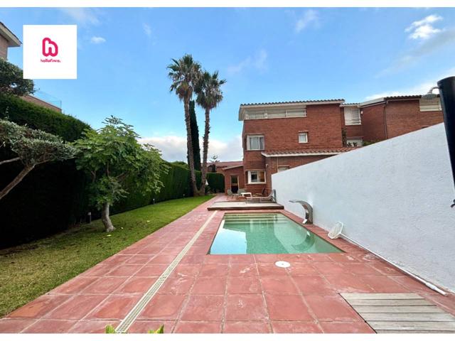 Venta de chalet pareado en Sant Vicenç de Montalt photo 0