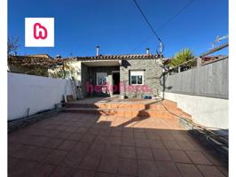 CASA ADOSADA REFORMADA CON JADÍN Y TERRAZA - ESPARREGUERA photo 0