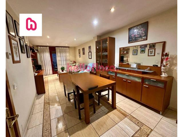 PISO AMUEBLADO Y LISTO PARA ENTRAR A VIVIR EN EL CENTRO DE TORELLÓ photo 0