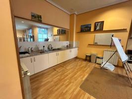 Local En venta en San Sebastian photo 0