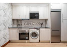 Piso En venta en San Sebastian photo 0