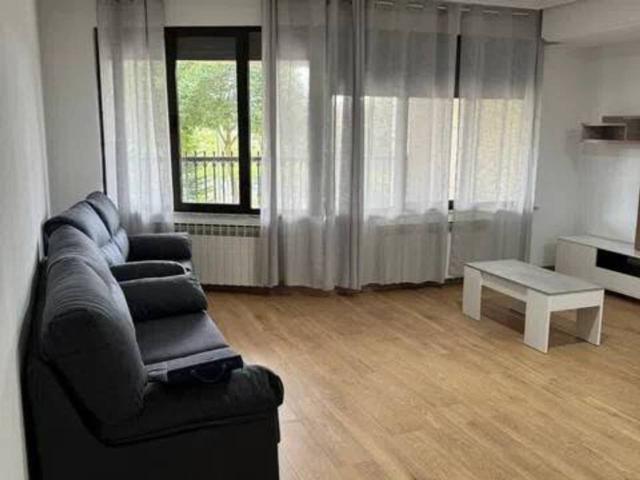 Piso En alquiler en Salamanca photo 0