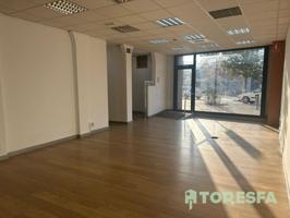 Local comercial en venta en el corazón de Granollers photo 0